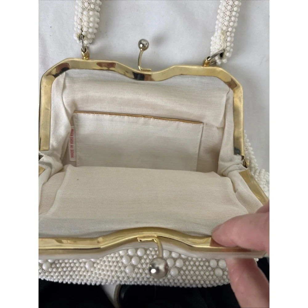 Vintage Beaded Bag Ivory Gold Tone Hong Kong 1950s Kiss Lock Summer